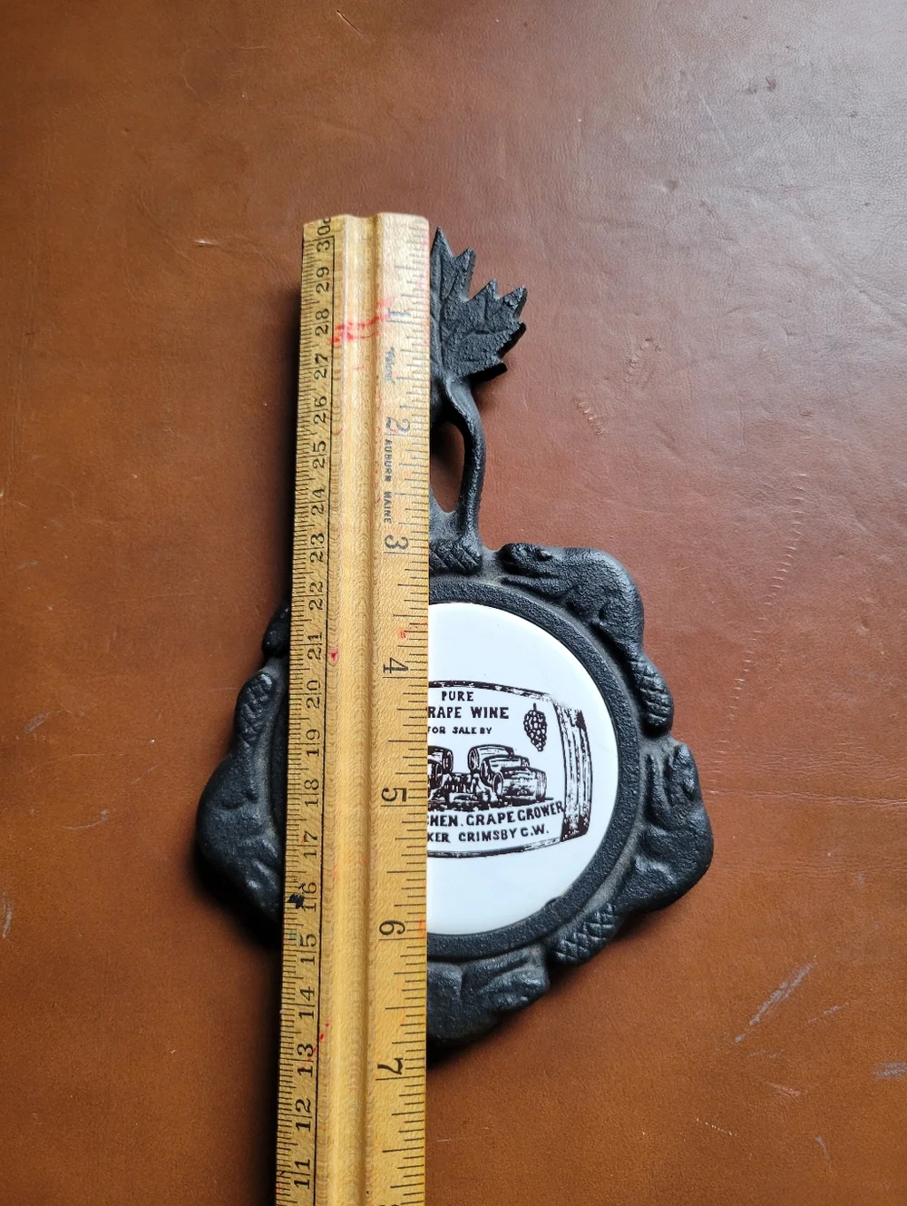 Black Cast Iron Leaf Wall Plaque with Vintage Grape Wine Tile